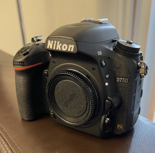 Nikon D750 24.3MP Full Frame Digital SLR Camera Body - Only 2,696 Shutter Counts