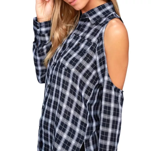 LULUS WOMEN'S NAVY To the Beat Plaid Open Shoulder Flannel Shirt Size ...