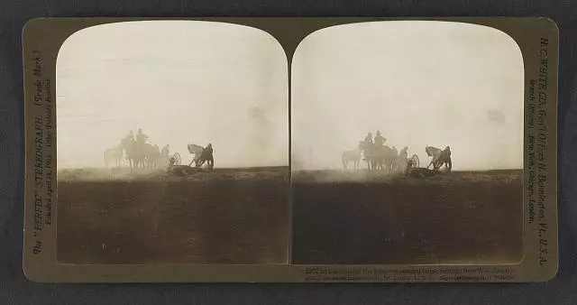 In the thick of the fight, wounded horse falling, Boer War, World's - Old Photo