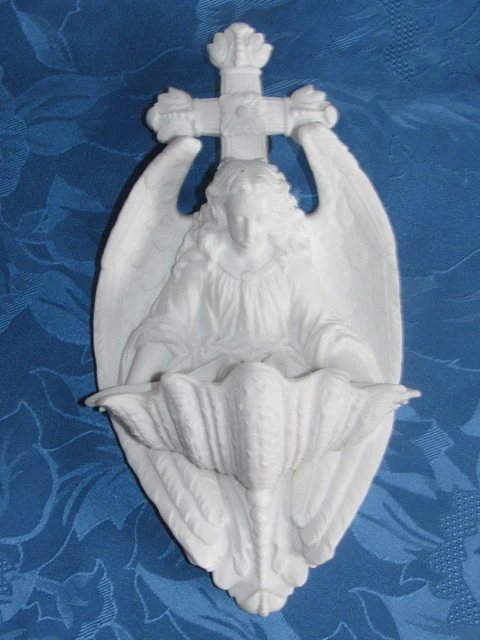 04J34 ANCIEN GRAND BÉNITIER ANGE GARDIEN EN BISCUIT BLANC VERS 1880 XIXe SIECLE