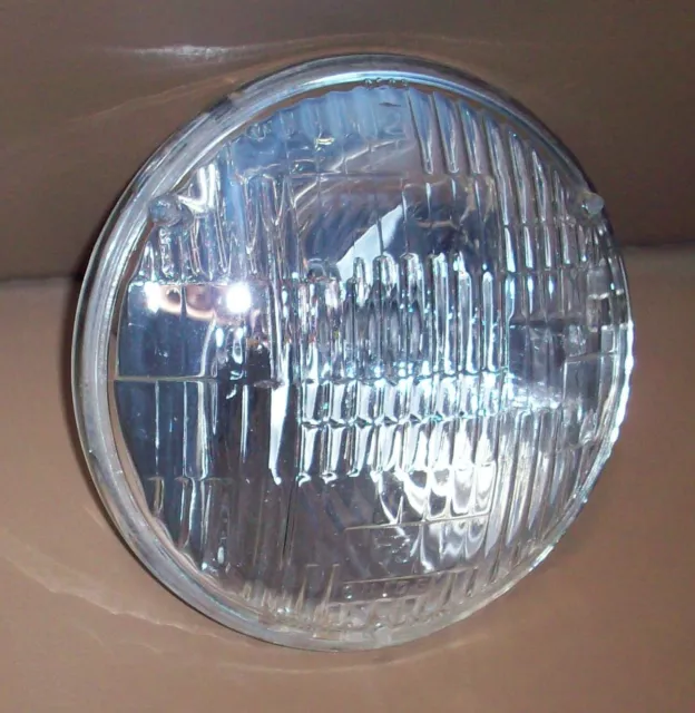 1972 GM T3 T-3 GUIDE 3 Prong Low Beam Headlight Used OEM One Year Only 72