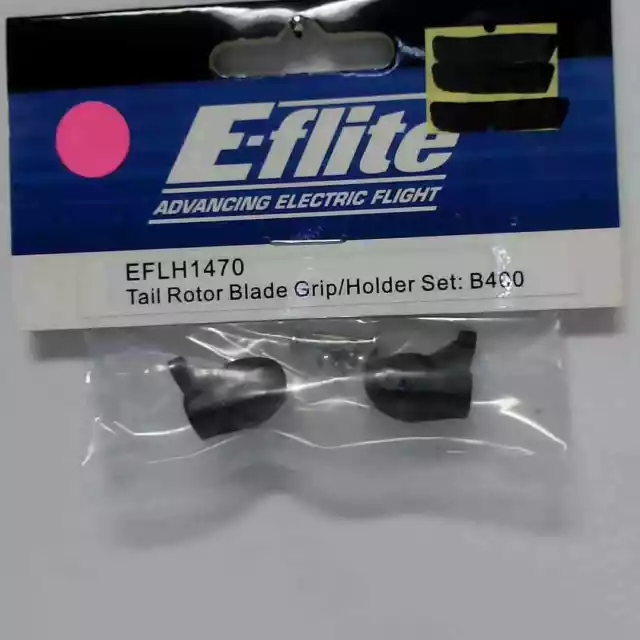 Blade RC Parts by E-Flite: Tail Rotor Blade Grip/Holder Set: B400