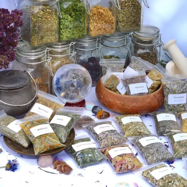 Dried herbs for wicca,witchcraft,spells,magic,incense,crafts D~L (Choice of 250)