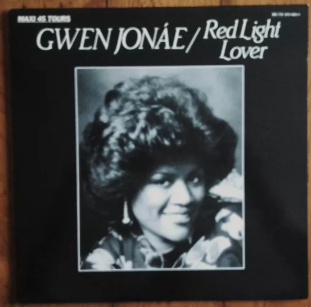 DISQUE VINYLE MAXI 45t 12" GWEN JONAE «Red light lover»  HIGH ENERGY FRANCE 1983