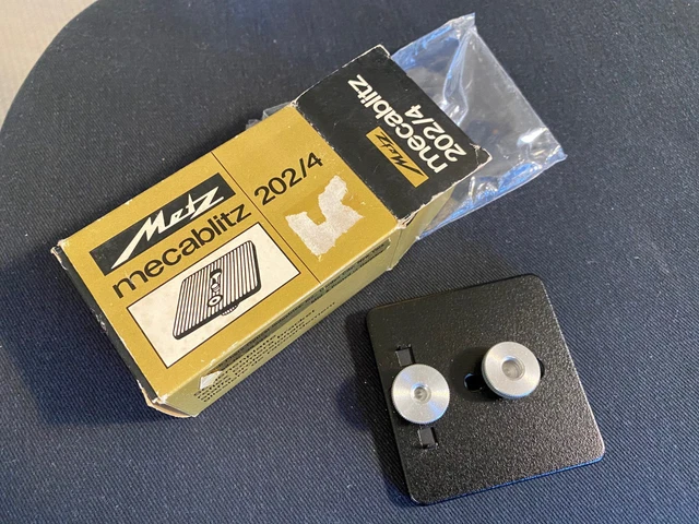 Metz Mecablitz 202/4 Tripod Mount