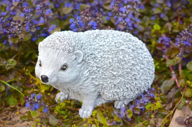 Gartenfigur  Gartendeko Igel in Lebensgröße NEU massiver Steinguss frost-/wetter