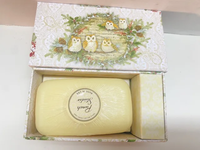 PUNCH STUDIO Owls Christmas Wreath 4 Oz. Verbena Soap Musical Keepsake Box New!