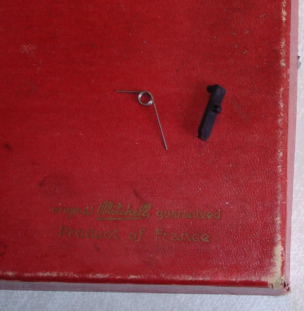 6 pieces pour moulinet ancien Mitchell ............ ( 82848