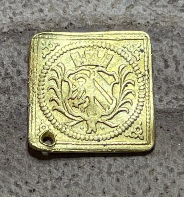 Goldene Dukatenklippe GFN 1892, Wappen und Lamm Gottes auf Erdhalbkugel 2