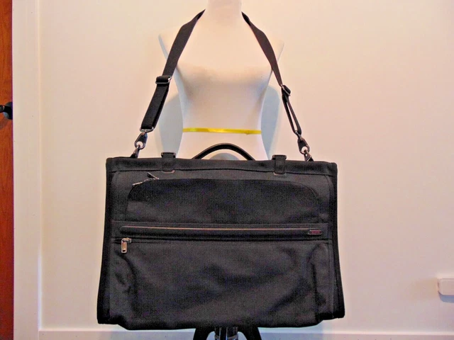 Tumi Alpha Tri-Fold Overnight Garment Bag Black Ballistic Nylon 22133D4 MINT