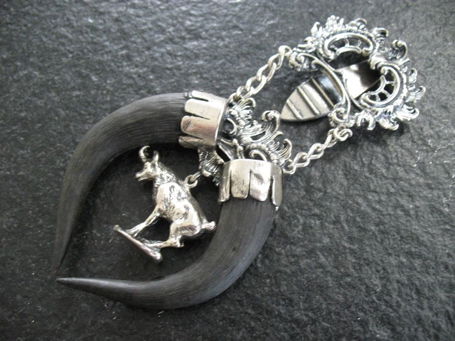 Rockstecker Silber 800 Charivari Trachtenschmuck mit Gams Anhänger