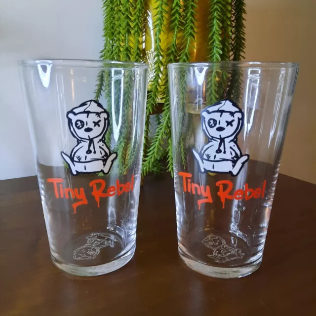 2 x Tiny Rebel 20oz Pint Glasses Home Bar Pub Man Cave Festival - Excellent Cond