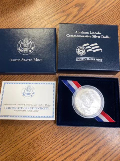 2009 P Abraham Lincoln BU Commemorative 90% Silver Dollar Coin Box and COA UNC