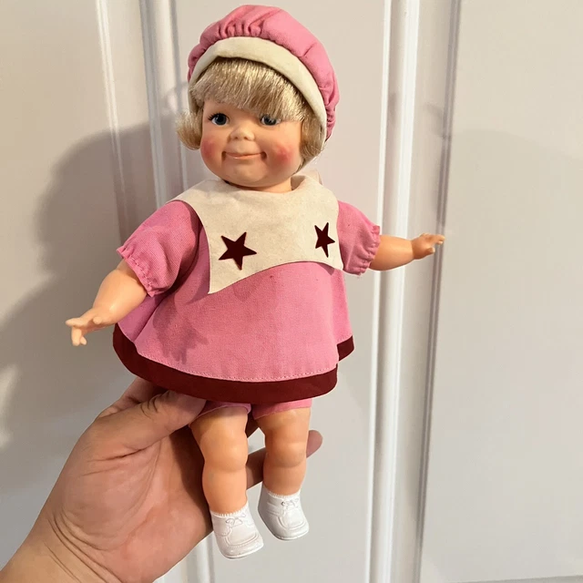VINTAGE 1968 IDEAL Toddler Sister Thumbelina Doll with working pull