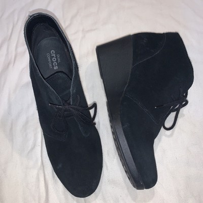 CROCS WOMENâS DUAL Comfort Leigh Suede Wedge Shootie Boot Size 9 Wide EUC $18.00 - PicClick