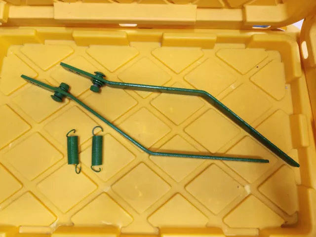 John Deere 71 spring loaded Covering Knives seed cover knife Strap - B27401