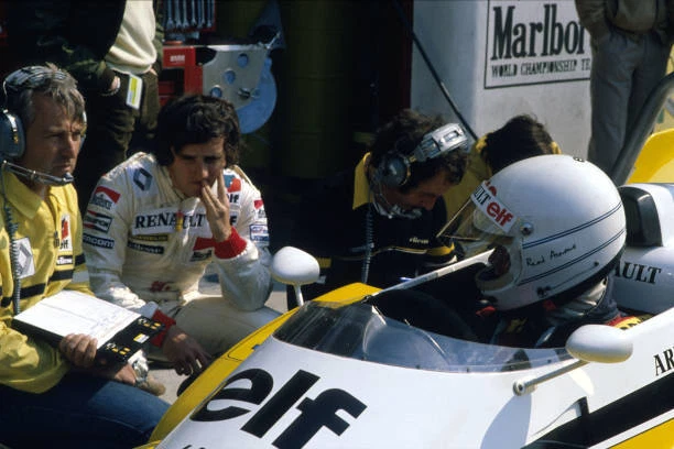 1/18 GP Replicas 1982 Formula 1 Renault RE30B V6 Turbo #16 René Arnoux 1/18 GP Replicas 1982 Formula 1 Renault RE30B V6 Turbo #16 René Arnoux