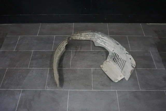 Coperchio della ruota anteriore a destra Audi TT 8N parafango interno 8N0821172B