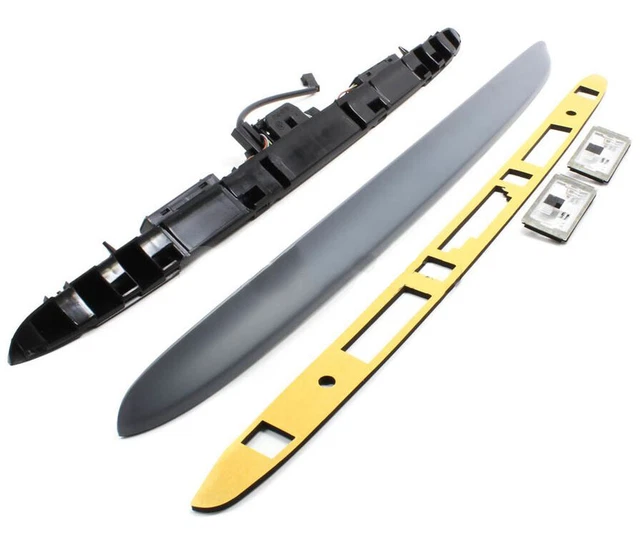 NEW***GENUINE BMW E46 Coupe Trunk Lid Grip With Key Button 51138244714