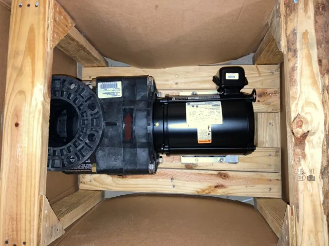 Pentair 340031 EQK500 Commercial Pump w/Pot 5 HP, 3 Phase
