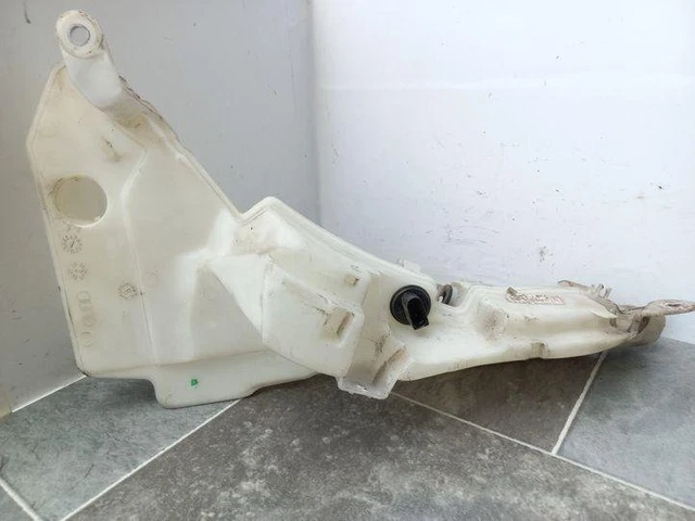 AUDI A6 4F2, C6 Fensterwaschtank 4F0955451R 2.70 Diesel 132kw 2006 21809094