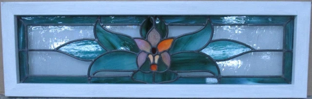 OLD ENGLISH LEADED STAINED GLASS WINDOW TRANSOM Gorgeous Floral 34.75" x 11"