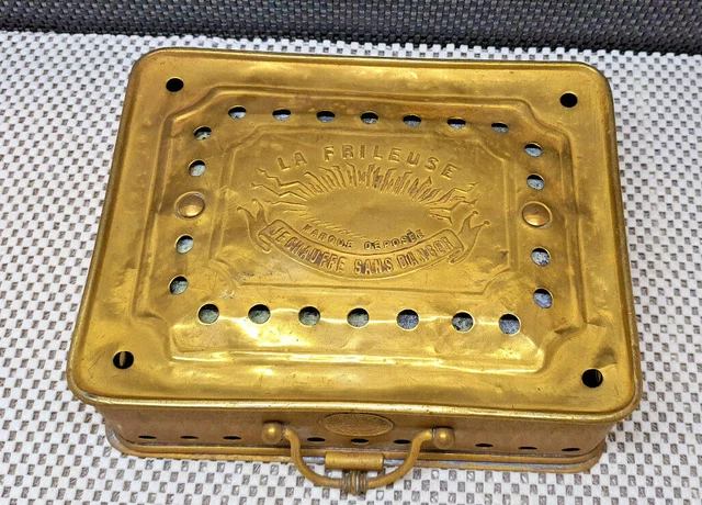 Ancien Réchaud Chauffe-plat La Frileuse En Laiton Par Cavaille Paris