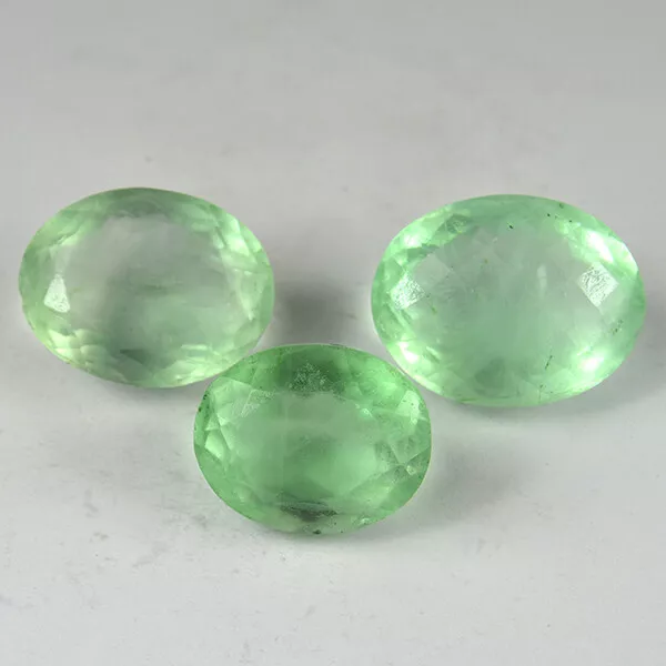 203 CT / 3 Pièces en Gros Lot Vert Naturel Fluorine Coupe Ovale Forme Libre 3