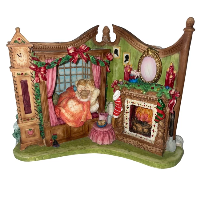 SAN FRANCISCO MUSIC Box Christmas Eve Scene Fireplace Have Yourself
