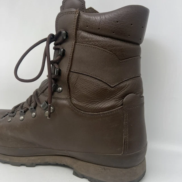 BRITISH ARMY ISSUE Altberg Defender Brown MTP Vibram Sole Men Combat