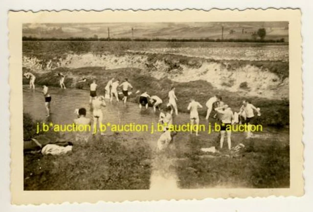 nackte-soldaten-nude-soldiers-washing-on-river-vintage-photo-eur-55