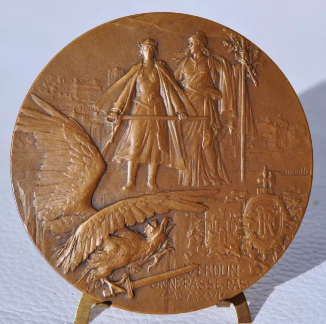 Médaille en Bronze "A la gloire des héros de Verdun 1916" Charles Pillet - WW1