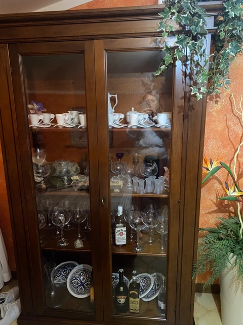 VETRINA IN legno 