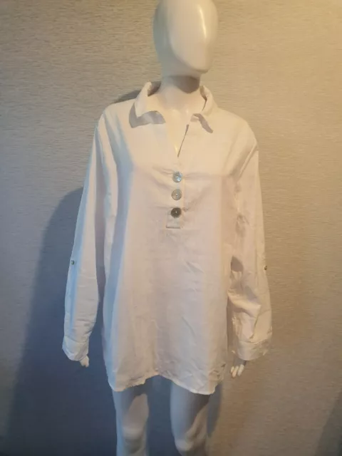 SUZANNEGRAE White TOP/ Size 20/ BRAND NEW