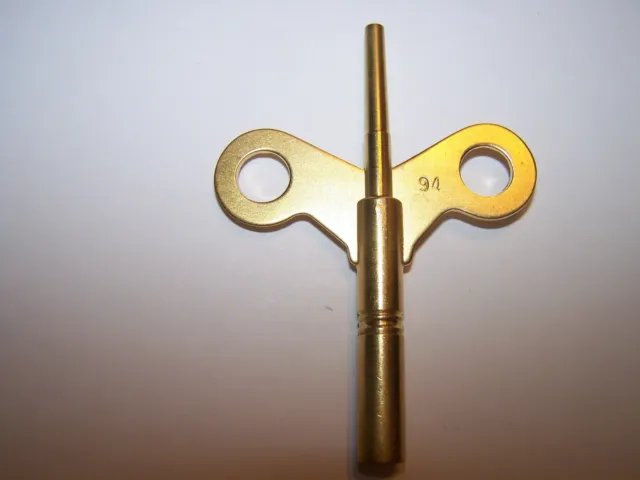 clock winding key 9/0000, 1 of 4 different Seth Thomas sizes and many others