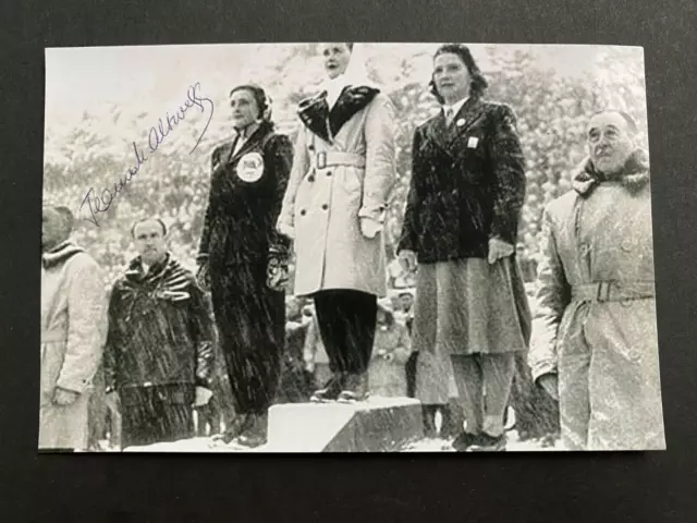 JEANETTE ALTWEGG (†2021) Olympiasiegerin 1952 Eiskunstlauf Foto 10x15 Autogramm
