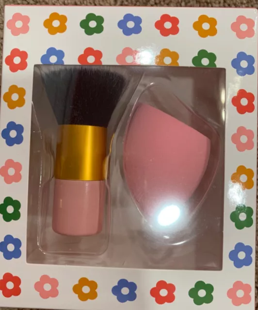 ¡Nuevo En Caja! Juego De Cepillos Y Esponjas De Maquillaje Kabuki