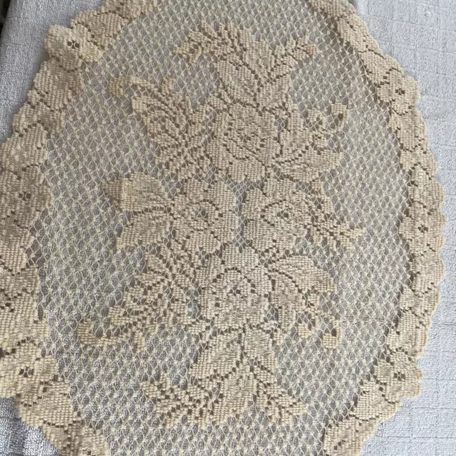vintage vinyl lace placemat