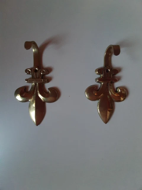 Vintage pair of 2 French brass wall coat hat hook Fleur de lys bronze gold color 7
