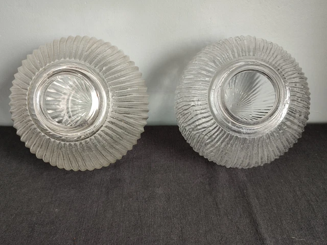 Lot de deux grands globes anciens en verre 6