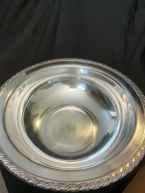 Oneida Silver Plated Serving Bowl