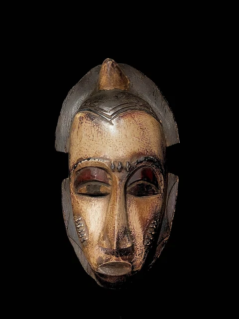 African Tribal Face Mask Wood Hand Carved Vintage Wall Hanging Baule GURO- -5336
