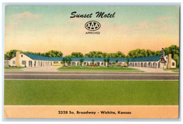 c1940 Sunset Motel Broadway Exterior Building Wichita Kansas KS Vintage Postcard
