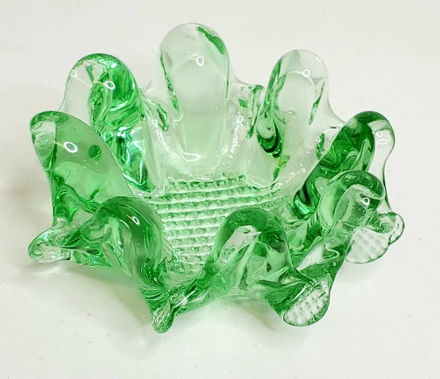 Vintage Green Art Glass Treaded Bottom Nut Candy Dish 2.5x1" Hand Blown
