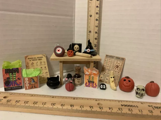 Dollhouse Miniature 1:12 Lot Halloween Witches Table Mouse W/Pumpkin Accessories