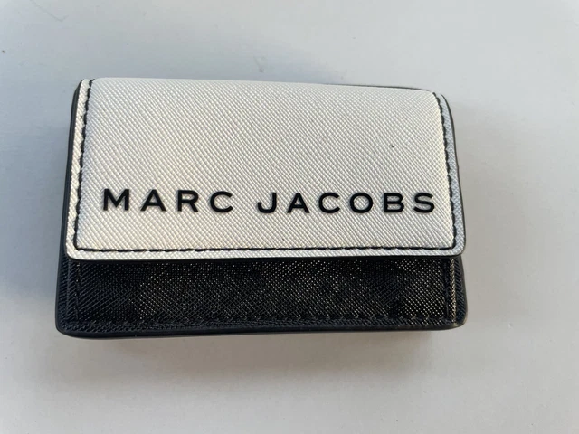 Marc Jacobs mini trifold wallet black and white