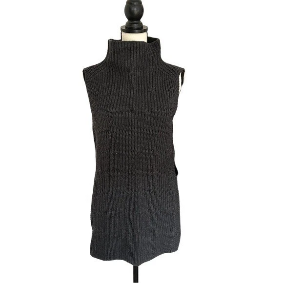 Wilfred durandal sweater hotsell
