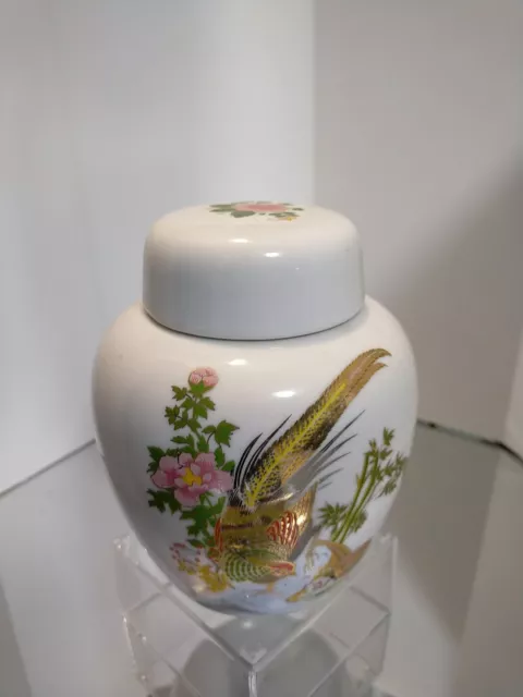 Vintage Kutani Pheasant Ginger Jar W lid  VGC 588g 12x15cm M/ I TAIWAN no flaws
