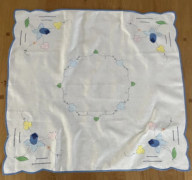 VTG Tablecloth Topper White Floral Multi Color Appliqué Handmade Embroidery