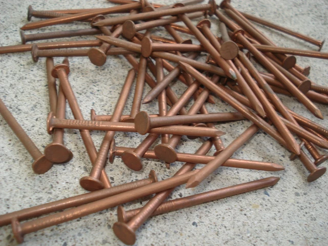 Lot Of Vintage Or Antique SOLID COPPER 8D NAILS 2.5" Old OVER 3/4 POUND